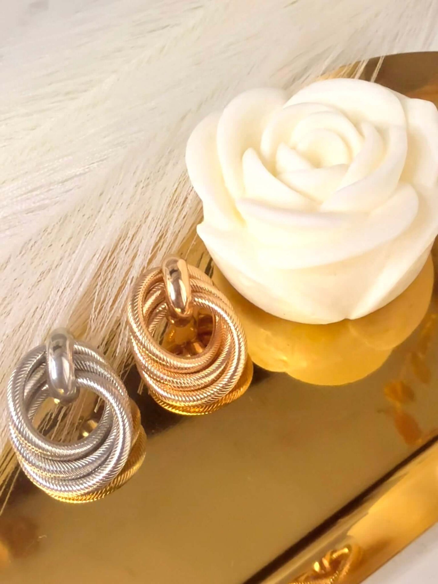 Boucles d'oreilles MILA - Créoles miniatures en acier inoxydable | Bohojoy