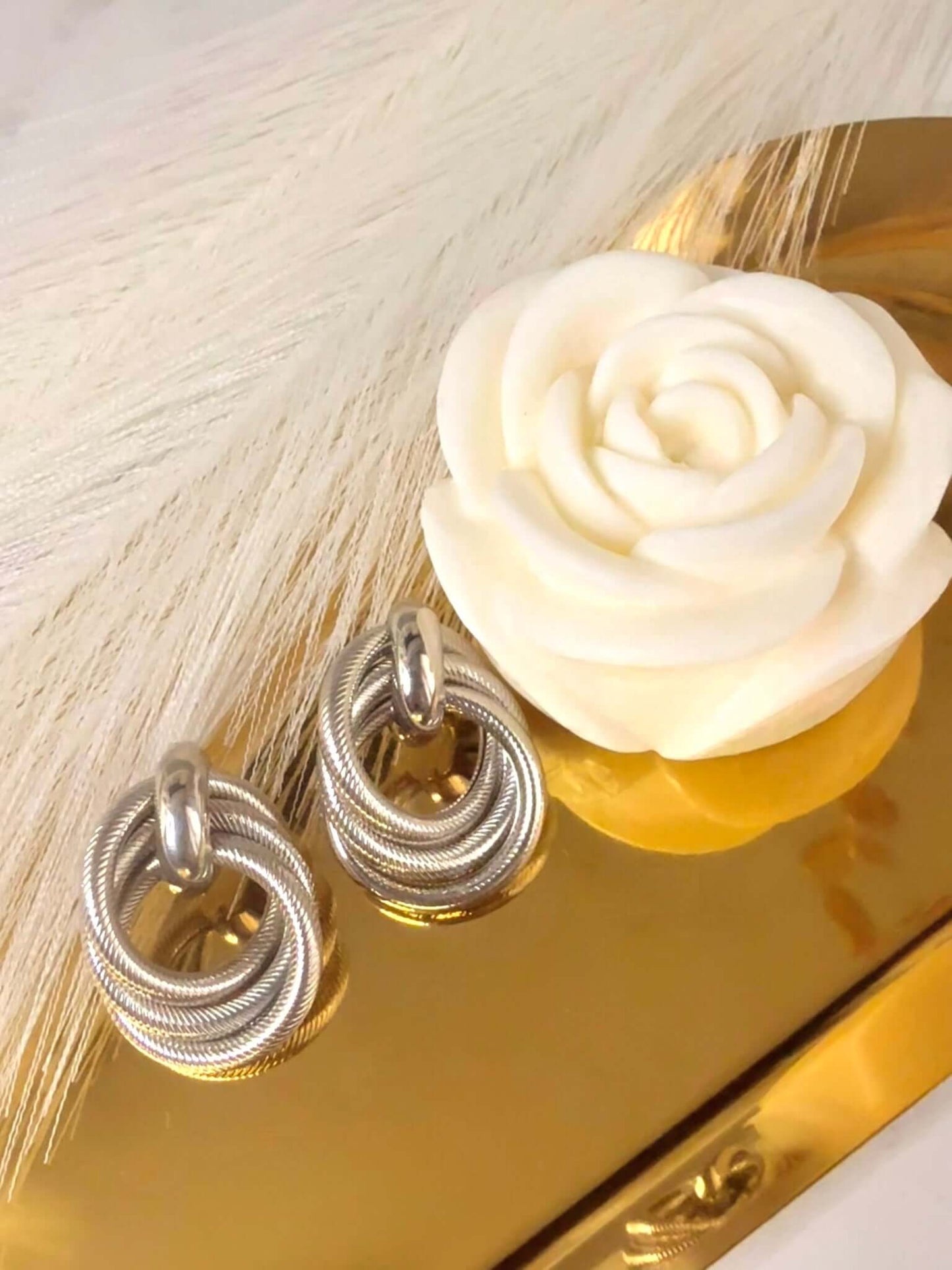 Boucles d'oreilles MILA - Créoles miniatures en acier inoxydable | Bohojoy