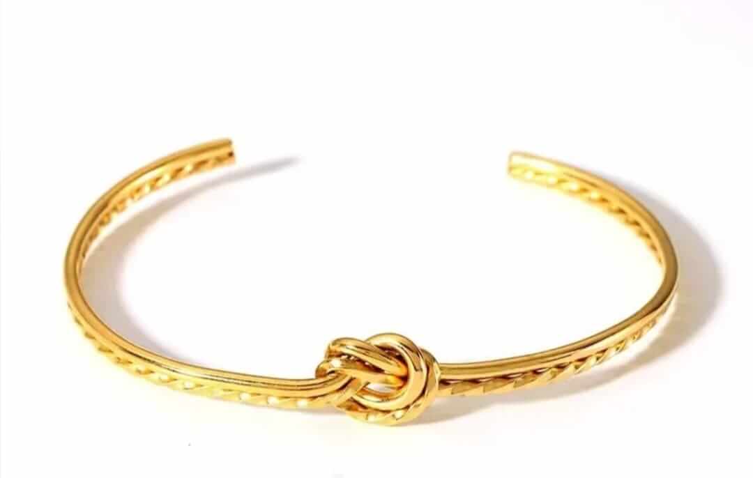 KAMELIA - Bracelet Nœud Entremêlé Doré