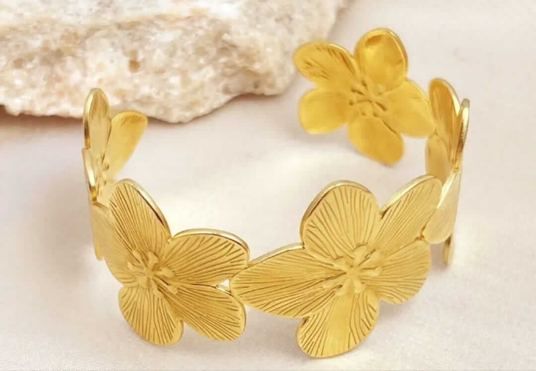 LOUNA - Manchette Rétro Fleur Dorée en Acier Inoxydable