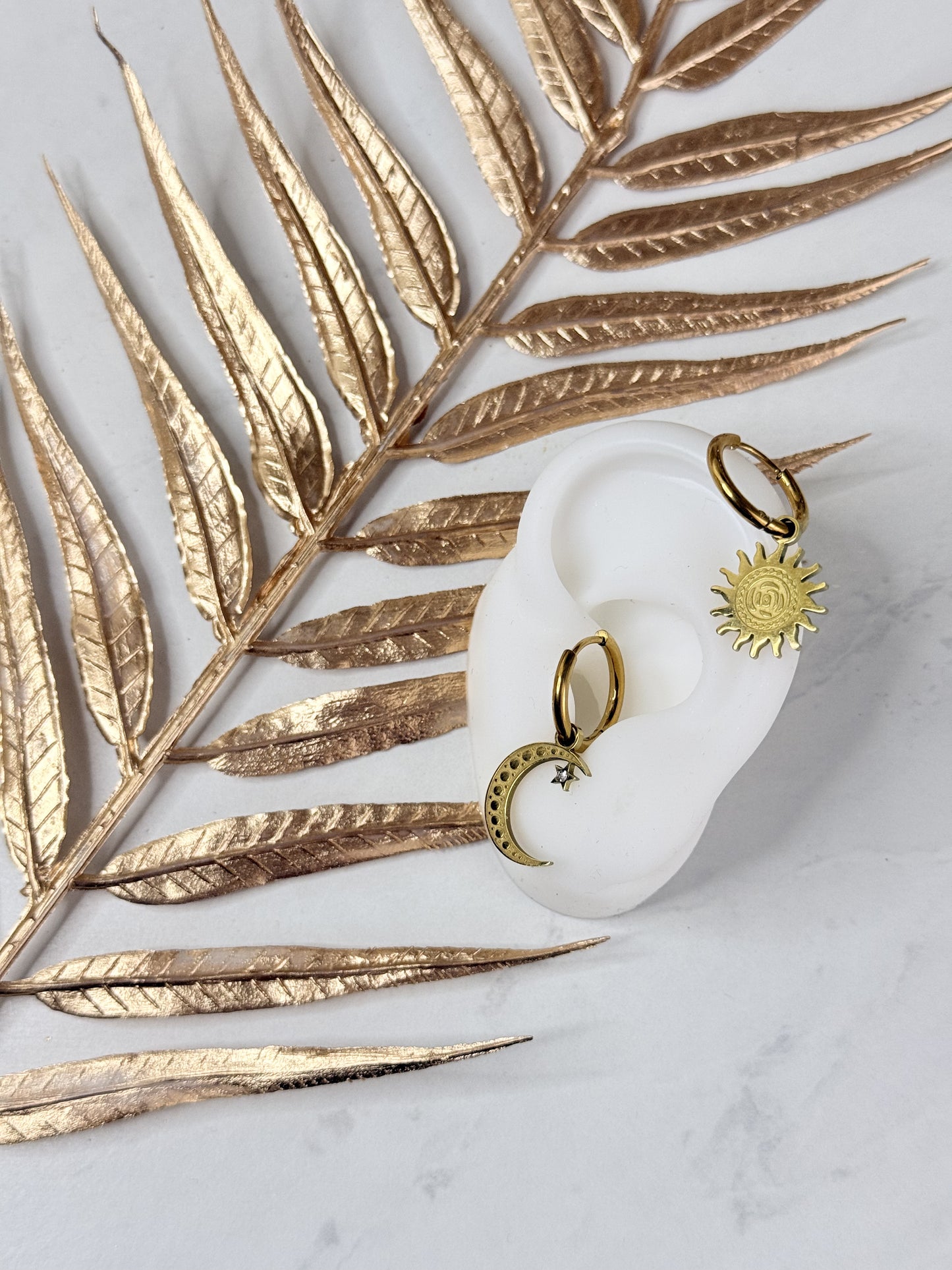 LUNA - Boucles d'Oreilles Lune & Soleil en Acier