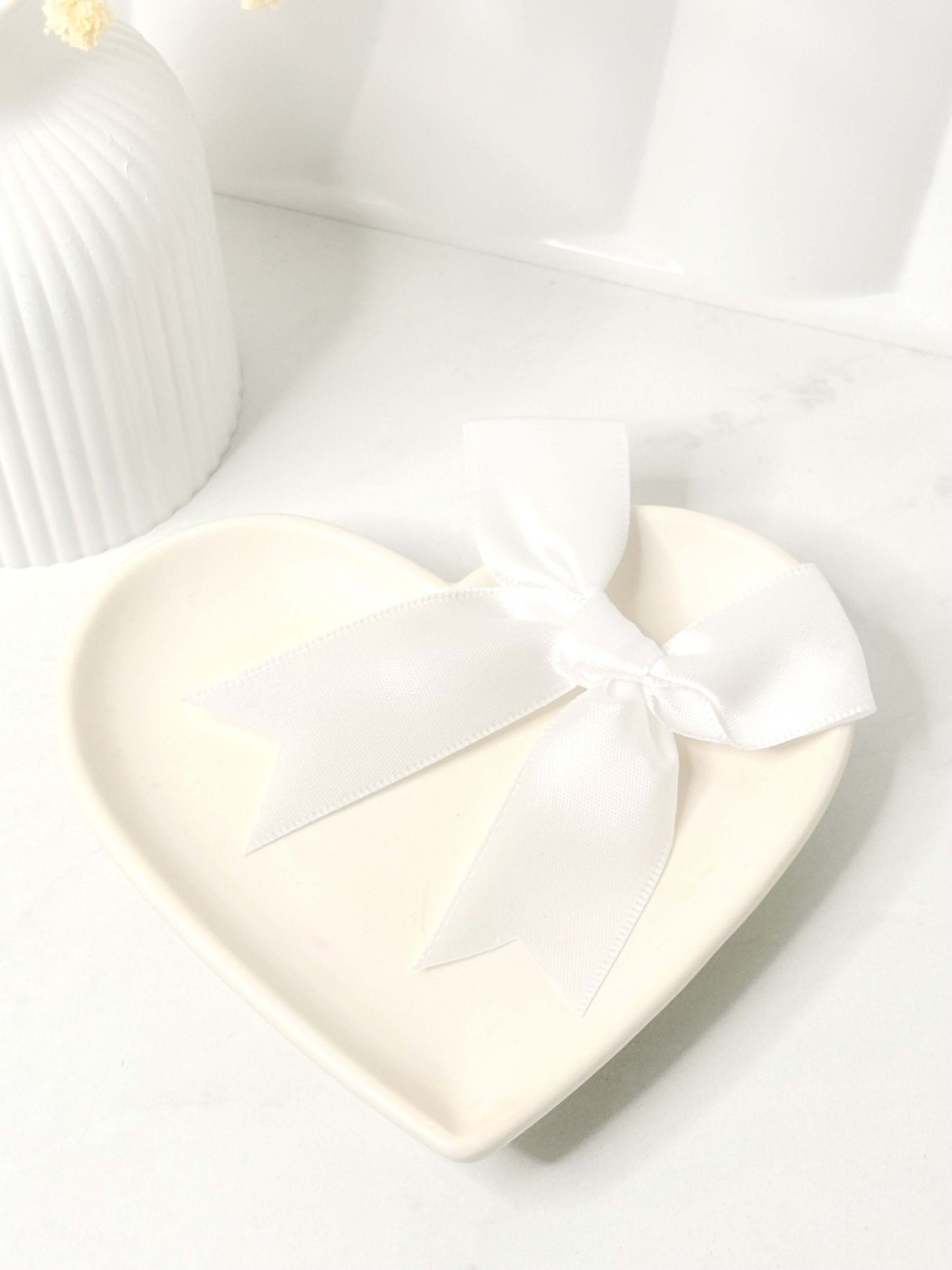 Plateau en Forme de Cœur en Résine Jesmonite - Artisanat Français fait main | Bohojoy