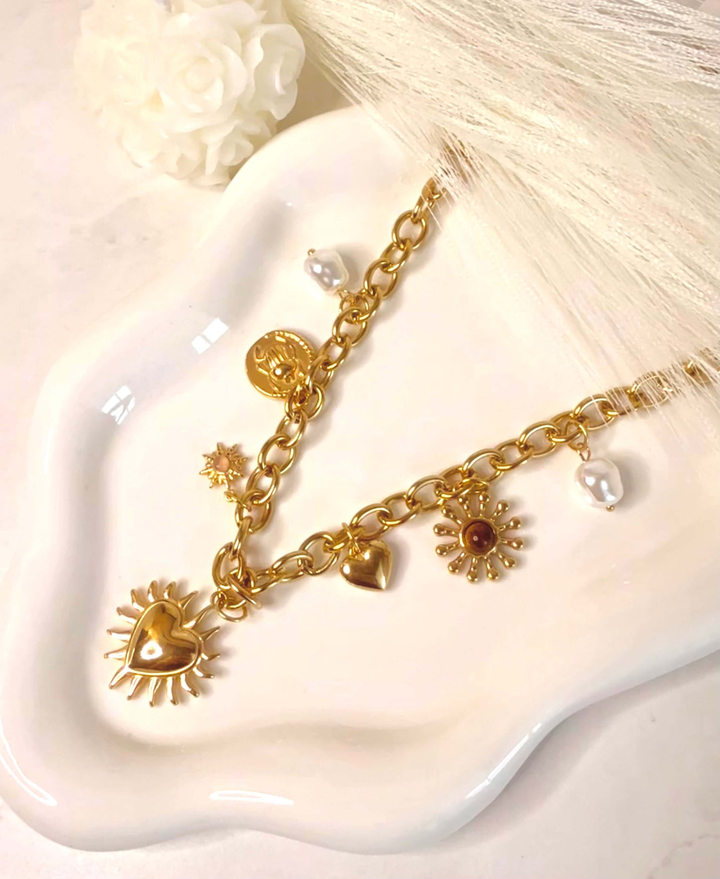 Collier RADIANCE - Acier inoxydable plaqué or 18 carats avec breloques géométriques | Bohojoy
