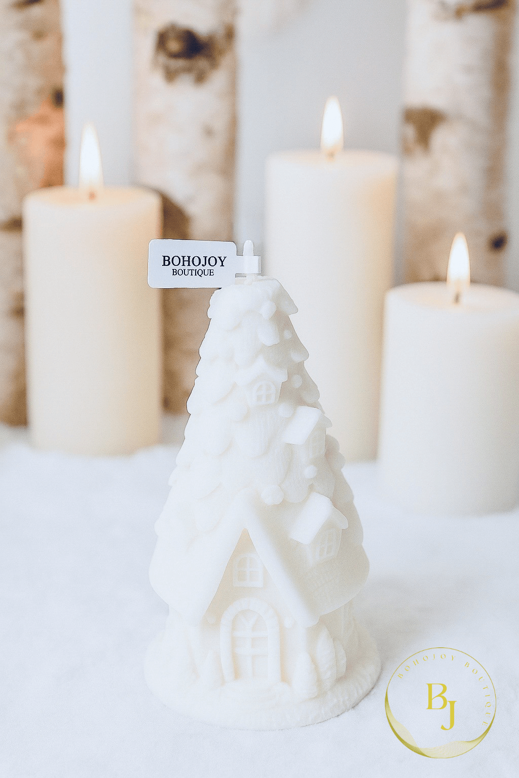 Bougie MAISON BLANCHE – Artisanale en forme de maisonnette enneigée, ambiance cocooning & féérie de Noël.