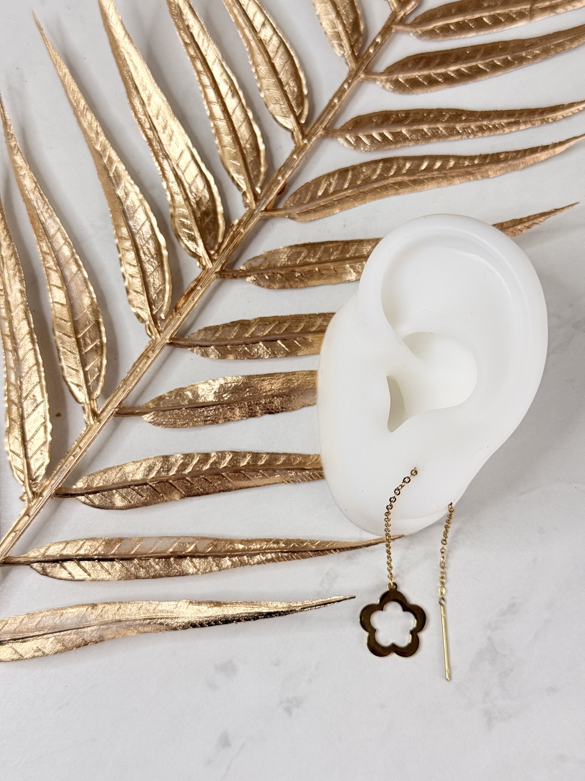Boucles d'Oreilles Pendantes GRACE - Élégance Unique