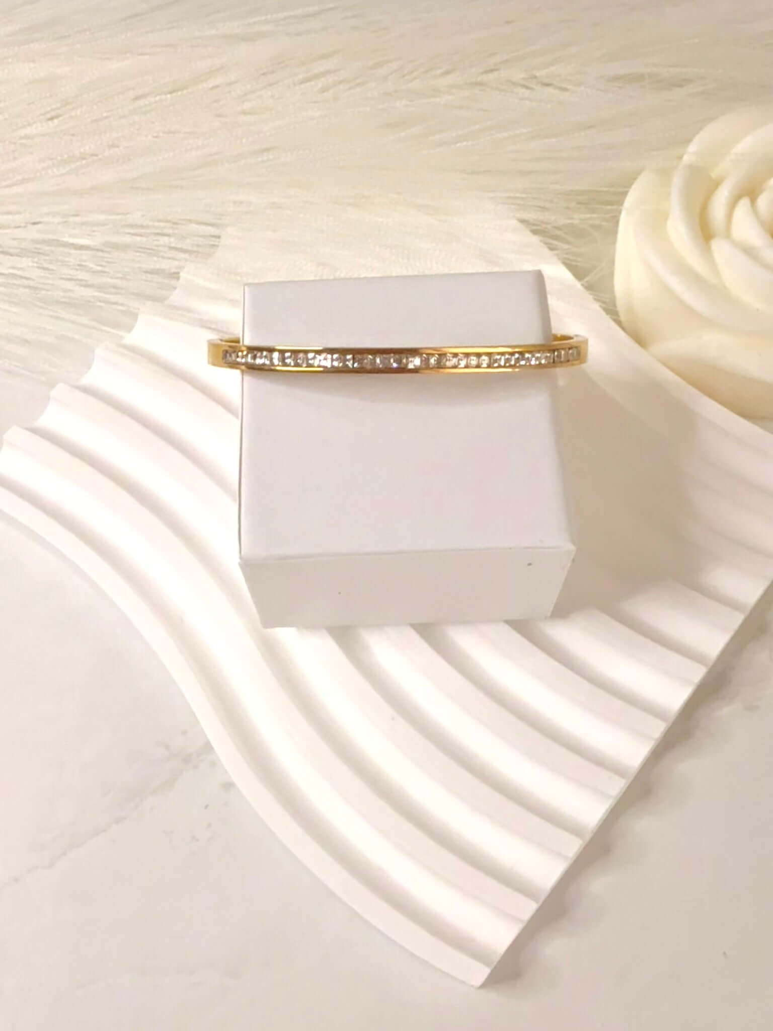 Bracelet Jonc CAROLL en Acier Inoxydable avec Strass