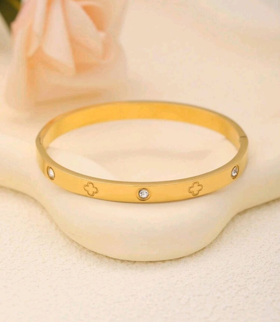 Bracelet Jonc Trèfles Strass en Acier Inoxydable
