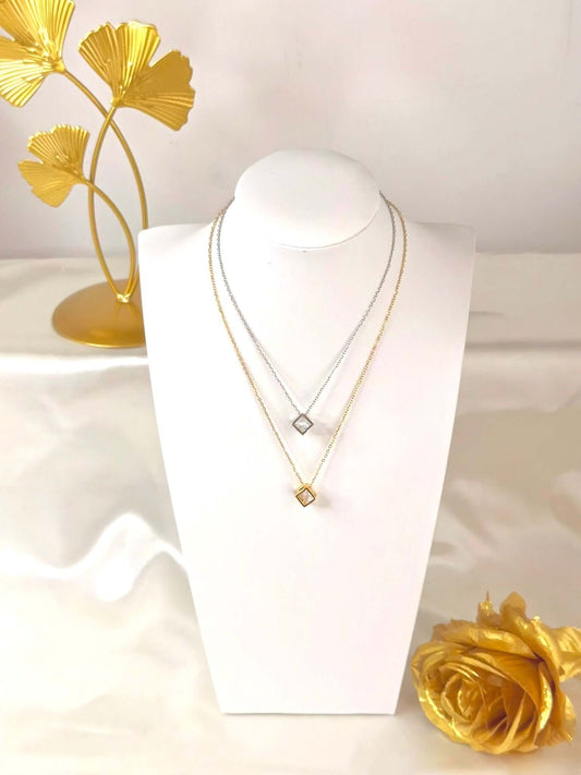 Collier IRIS en Acier Inoxydable - Élégance et Style