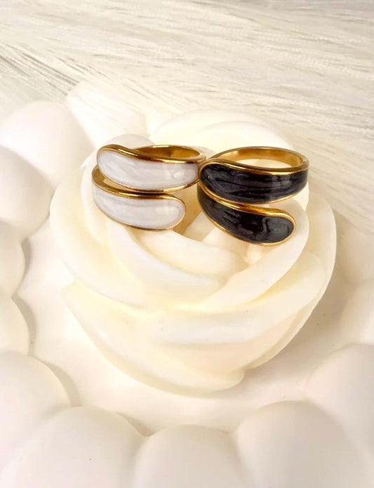 DIANE - Bague Feuille Nacrée en Acier Inoxydable