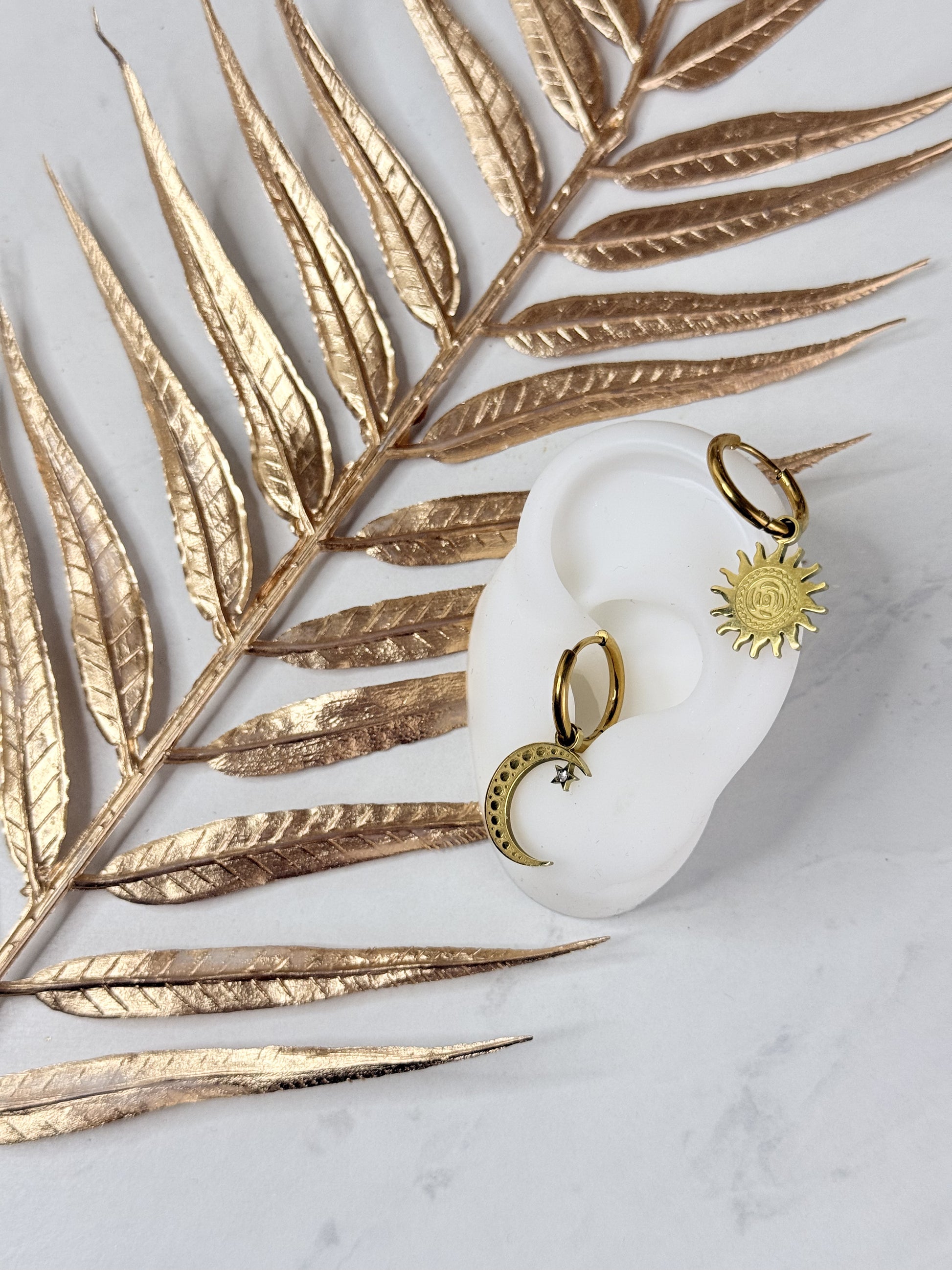 LUNA - Boucles d'Oreilles Lune & Soleil en Acier